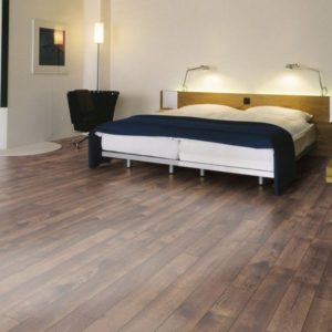 Ламинат Kronotex Aqua Amazone D4766 Дуб Петерсон Тёмный — изображение 10