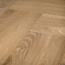 Ламинат Thys Herringbone .T 715315/715308 Alicante