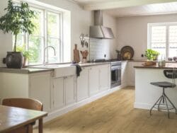 Плитка ПВХ Pergo Namsen pad pro (Намсен с подложкой) V4307-40223 Дуб Хижина копченый — изображение 3