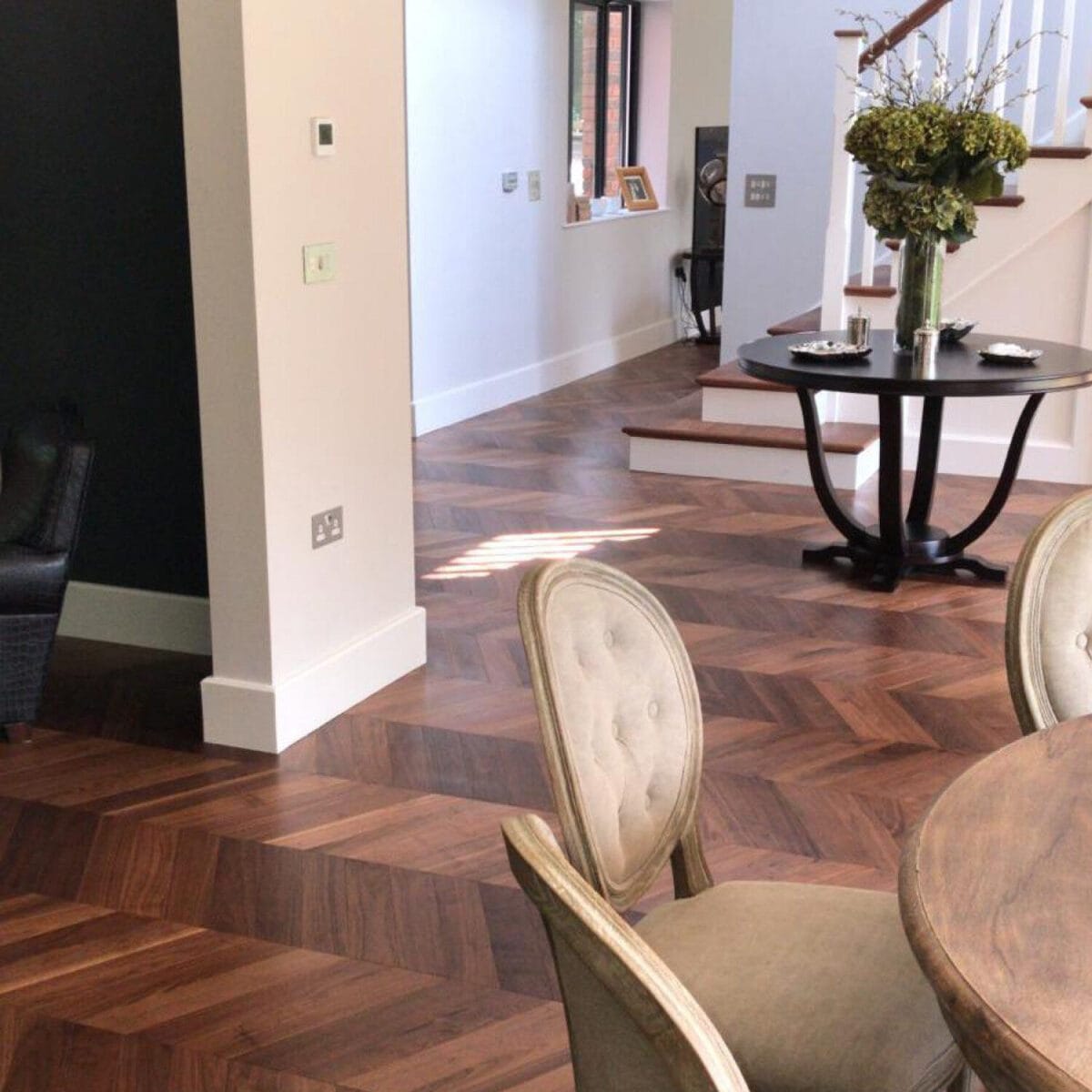 Инженерная доска HM Flooring Орех Американский Селект (французская ёлка) — изображение 2