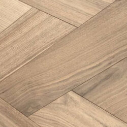 Инженерная доска HM Flooring Орех Американский Селект Summer Diamond (итальянская ёлка) — изображение 2