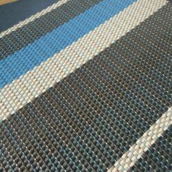 Плетёные виниловые полы Hoffmann Stripes 016 Голубая полоса на графите — изображение 2
